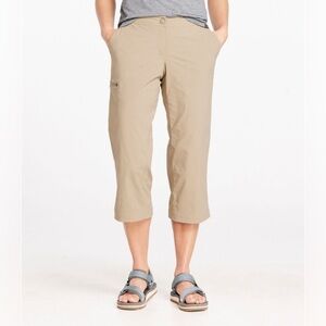 LL Bean Trail Mid Rise Straight Leg Crop Pants Womens 4P Water Repellent Comfort